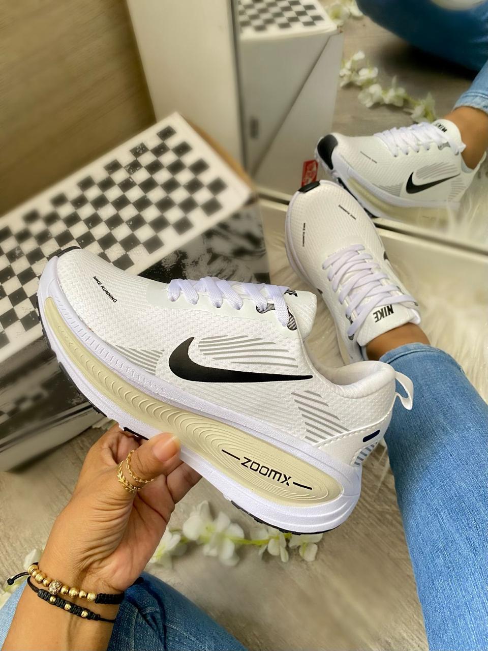 Tenis Nike Renting Caballero